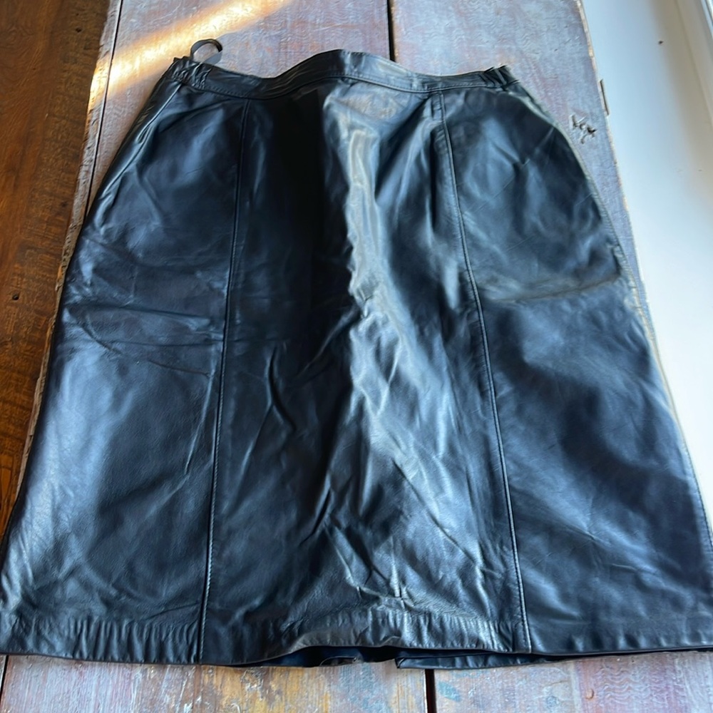 Leather skirt